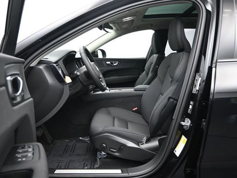 New 2026 Volvo XC60 B5 Plus w/ Protection Package Premier image 22