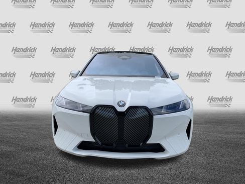 Used 2026 BMW iX xDrive60 w/ Premium Package AWD/4WD image 3