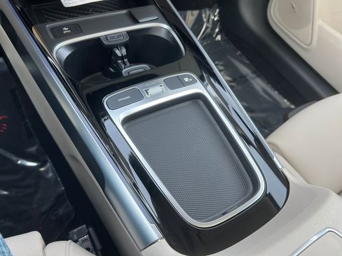 New 2026 Mercedes-Benz GLB 250 4MATIC image 29