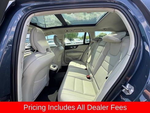 Used 2020 Volvo V60 T5 Momentum w/ Protection Package Premier FWD image 12