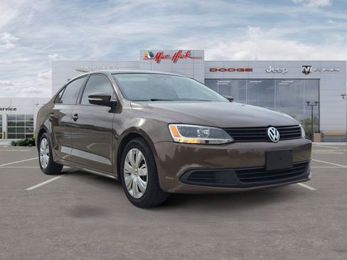 Used 2014 Volkswagen Jetta SE FWD image 7
