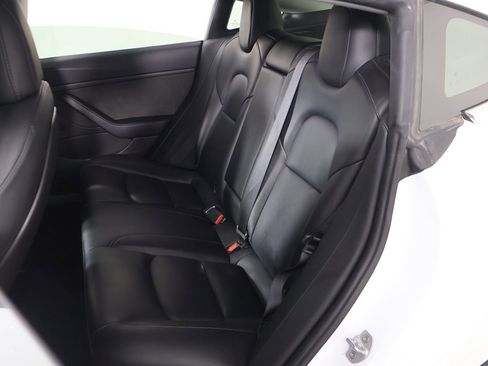 Used 2020 Tesla Model 3 Performance image 29