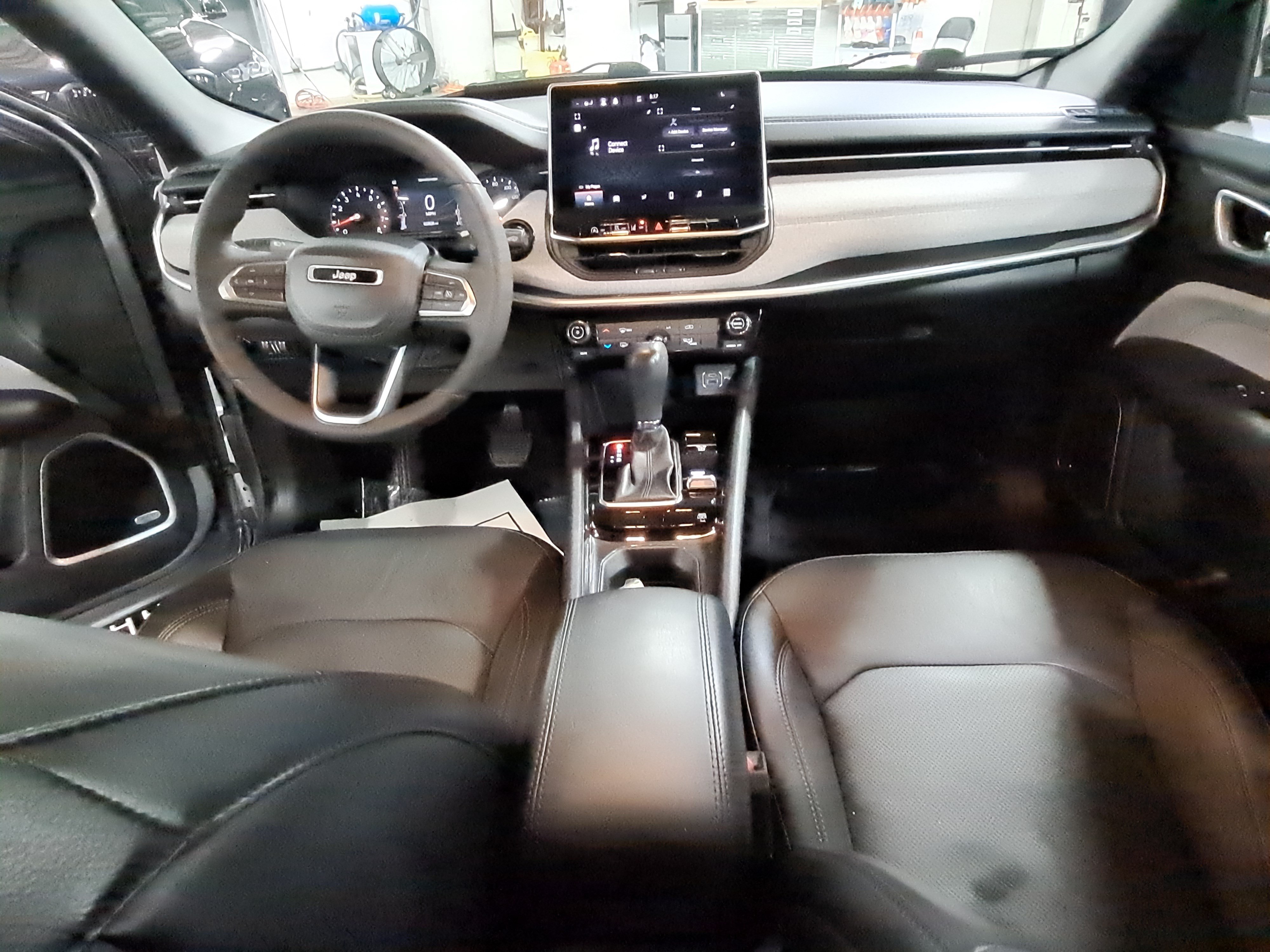 Used 2023 Jeep Compass Latitude w/ Sun and Sound Group AWD/4WD image 29