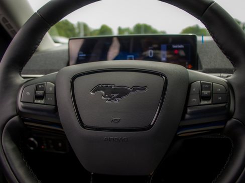 New 2025 Ford Mustang Mach-E Premium image 34