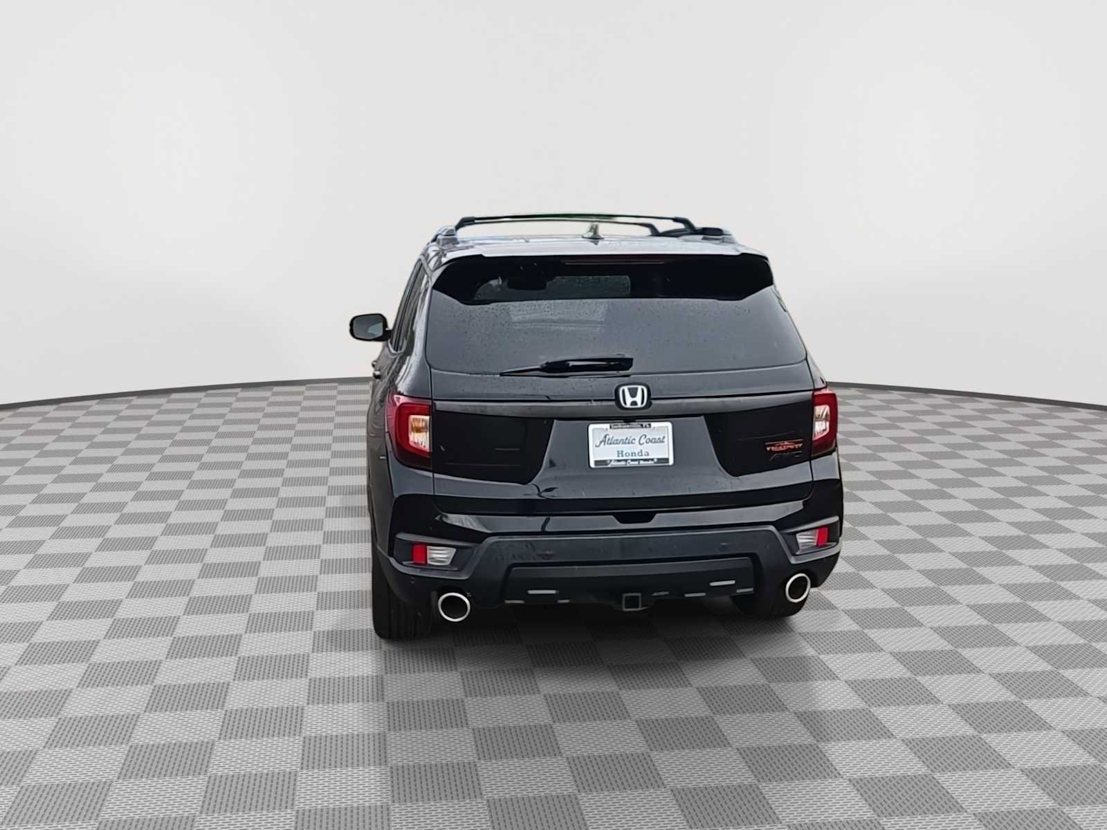 Used 2023 Honda Passport TrailSport image 7