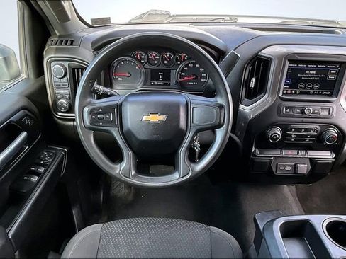 Used 2023 Chevrolet Silverado 2500 Custom w/ Infotainment Package image 9