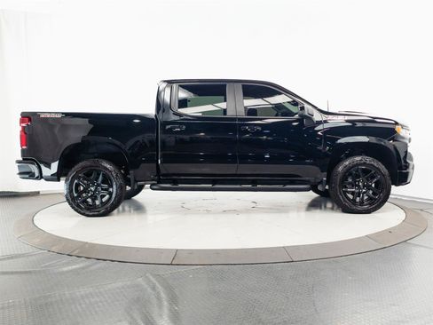 Used 2025 Chevrolet Silverado 1500 LT Trail Boss w/ Convenience Package II AWD/4WD image 12