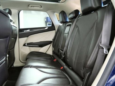 Used 2019 Lincoln MKC Reserve w/ MKC Technology Package AWD/4WD image 14