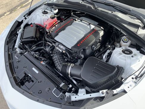 Certified 2020 Chevrolet Camaro SS image 41