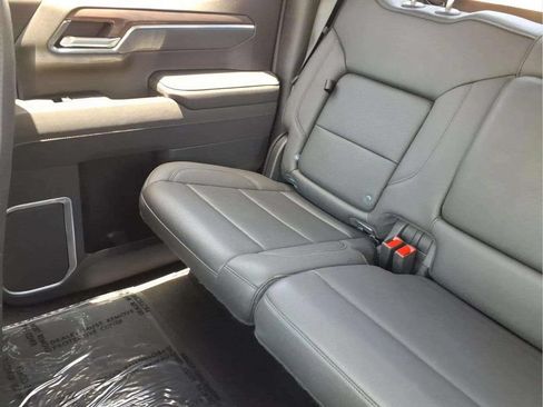 Used 2026 GMC Sierra 1500 SLT AWD/4WD image 17