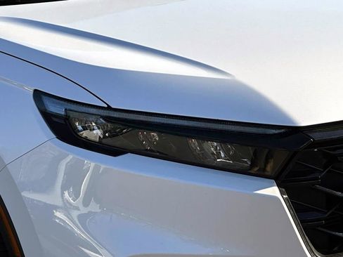 Used 2023 Honda CR-V Sport Touring image 9