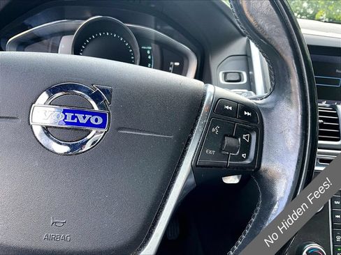 Used 2015 Volvo XC60 T6 Platinum AWD/4WD image 17