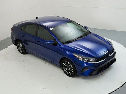 Used 2024 Kia Forte LXS image 13