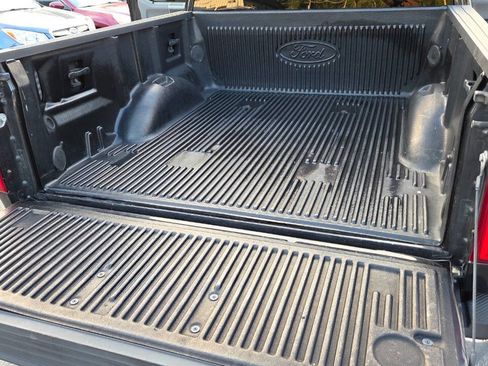 Used 2015 Ford F150 XLT w/ Equipment Group 302A Luxury AWD/4WD image 39
