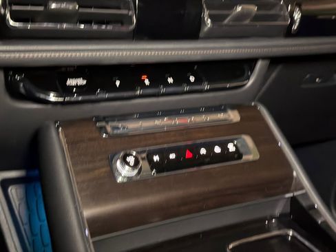 New 2026 Lincoln Aviator Reserve AWD/4WD image 29
