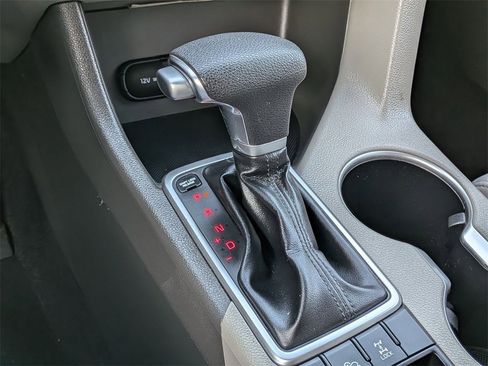Used 2018 Kia Sportage LX image 15