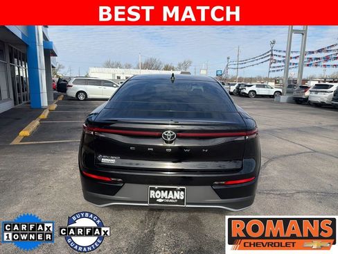 Used 2024 Toyota Crown AWD/4WD image 4