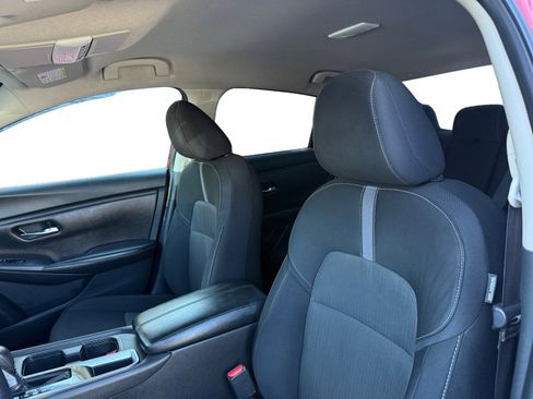 Used 2020 Nissan Sentra SV FWD image 9