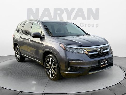 Used 2022 Honda Pilot Touring image 1