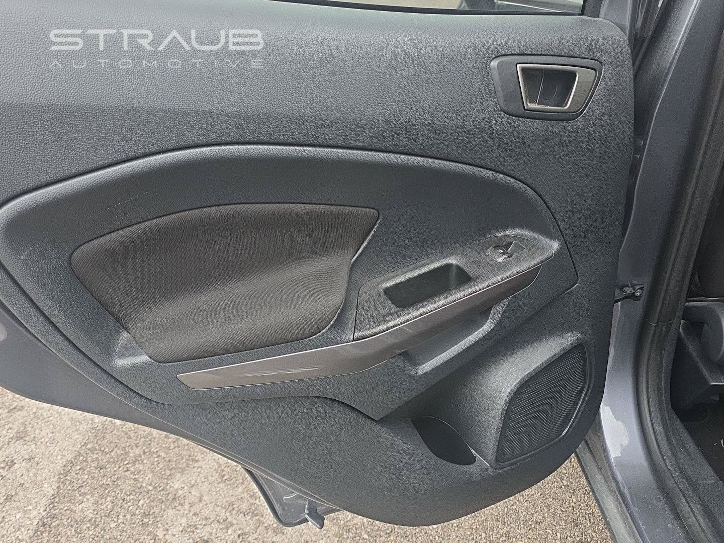 Used 2021 Ford EcoSport SE FWD image 31