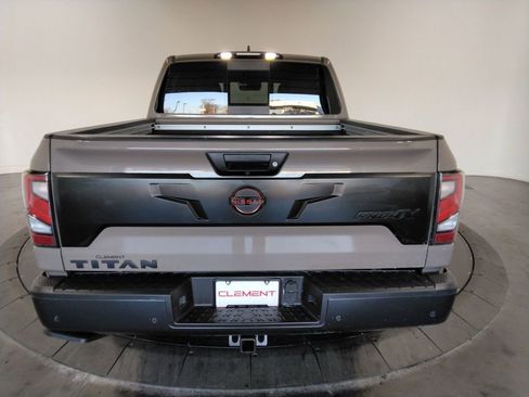 Used 2023 Nissan Titan PRO-4X w/ Pro-4x Convenience Package image 7