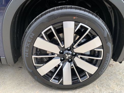 New 2025 Mitsubishi Outlander SE image 29