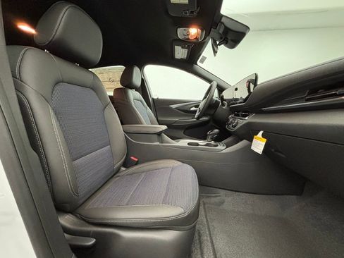 New 2026 Buick Envista Preferred image 30