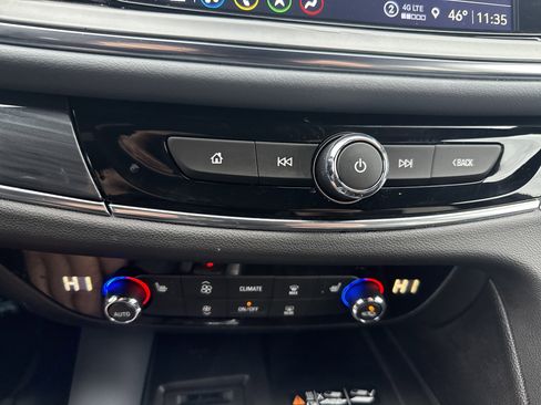 Used 2023 Buick Enclave Essence w/ Experience Buick Package image 29