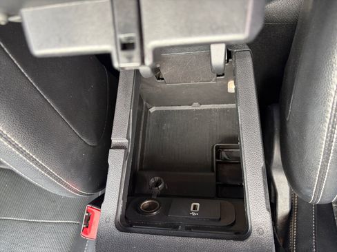 Used 2020 Ford Mustang Premium RWD image 17