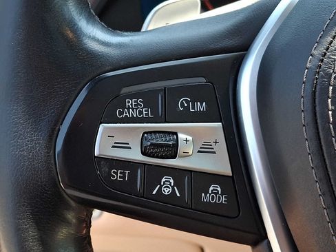 Used 2019 BMW X5 xDrive40i w/ Executive Package AWD/4WD image 18