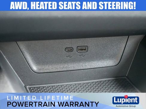 Used 2025 Chevrolet Equinox LT image 26