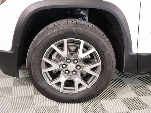 Used 2023 GMC Acadia SLE AWD/4WD image 18