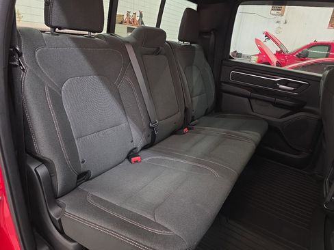 Used 2019 RAM 1500 Big Horn image 47