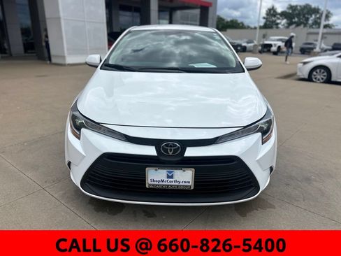Certified 2025 Toyota Corolla LE FWD image 3