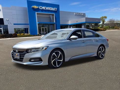 Used 2018 Honda Accord Sport image 32