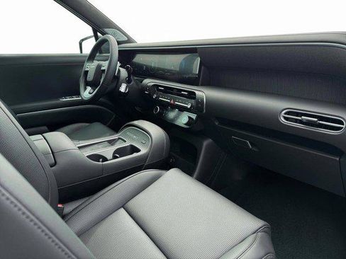 New 2026 Hyundai Palisade Calligraphy image 3