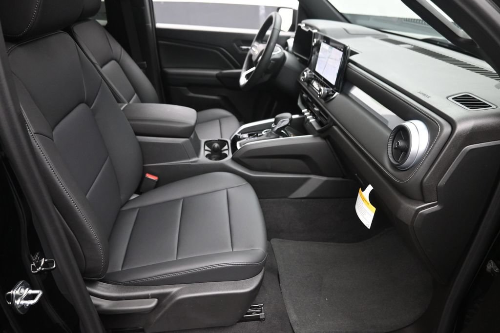 New 2026 Chevrolet Colorado LT w/ LT Convenience Package AWD/4WD image 9