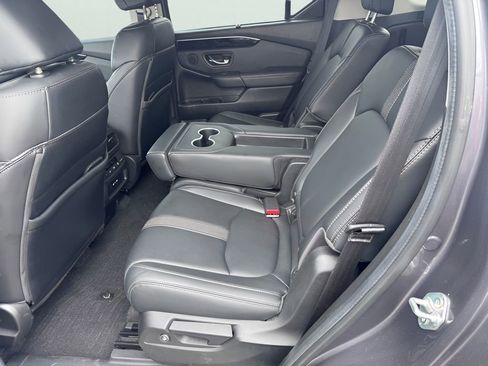 Used 2024 Honda Pilot EX-L image 13