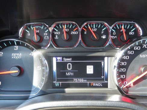 Used 2018 GMC Sierra 1500 SLE w/ SLE Value Package image 20