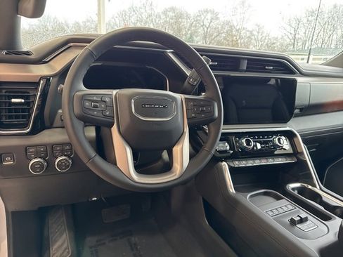 New 2026 GMC Sierra 3500 Denali w/ Denali Reserve Package image 15