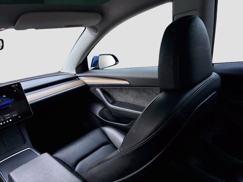 Used 2023 Tesla Model 3 Standard Range RWD image 24