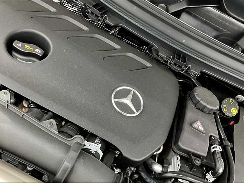 New 2025 Mercedes-Benz GLA 250 image 17