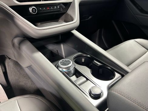 New 2026 Ford Explorer Active w/ Active Comfort Package AWD/4WD image 28