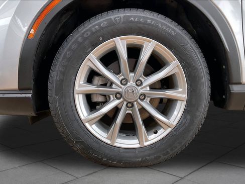 Used 2025 Honda CR-V EX image 11