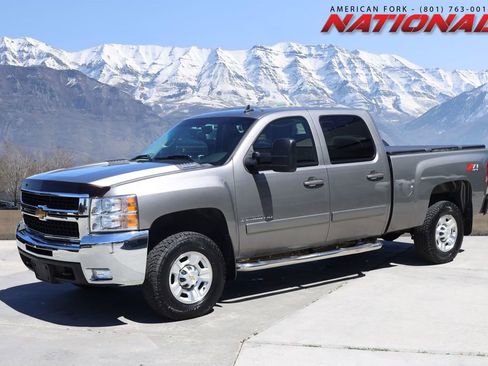 Used 2008 Chevrolet Silverado 2500 LTZ w/ Safety Package AWD/4WD image 1