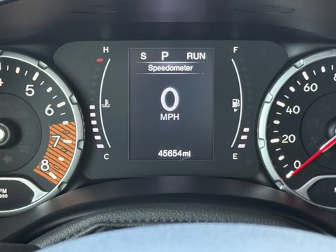 Used 2023 Jeep Renegade Latitude AWD/4WD image 25