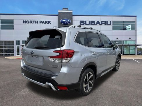 Used 2023 Subaru Forester Touring w/ Popular Package #3 AWD/4WD image 3