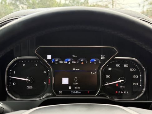 Used 2021 GMC Sierra 2500 Denali w/ Denali Ultimate Package image 27