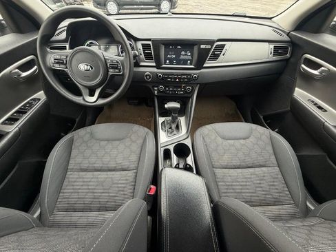 Used 2019 Kia Niro LX image 11