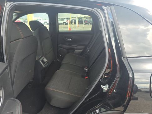 Used 2023 Honda HR-V Sport image 6